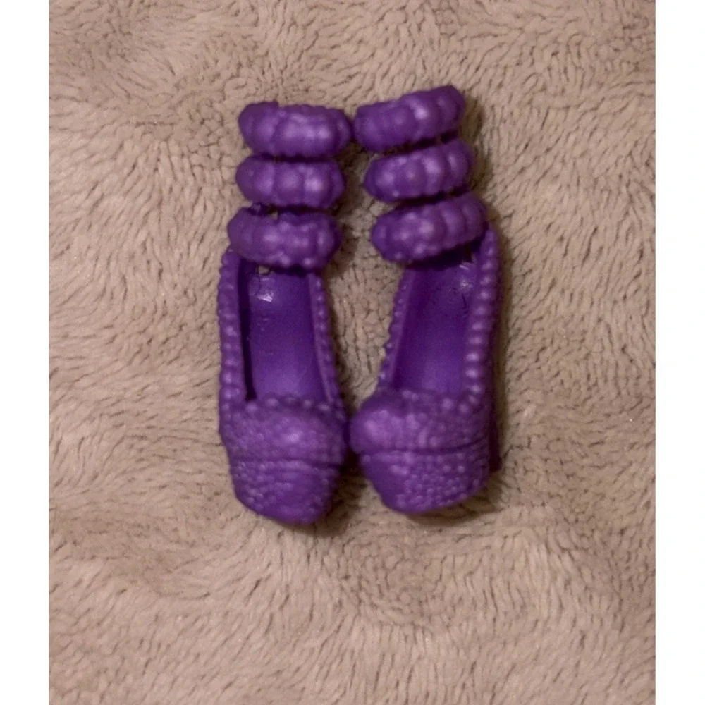 Barbie Fashionistas Fashion Doll‎ Purple  3 Strap High Heels Replacement S1